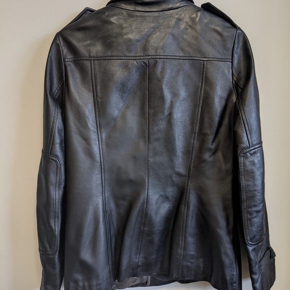 Danier Leather Jacket. Vintage 90s. - Picture 2 of 12